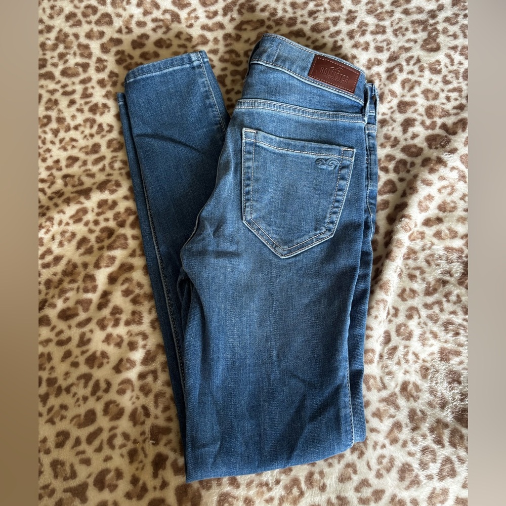 hollister jeans